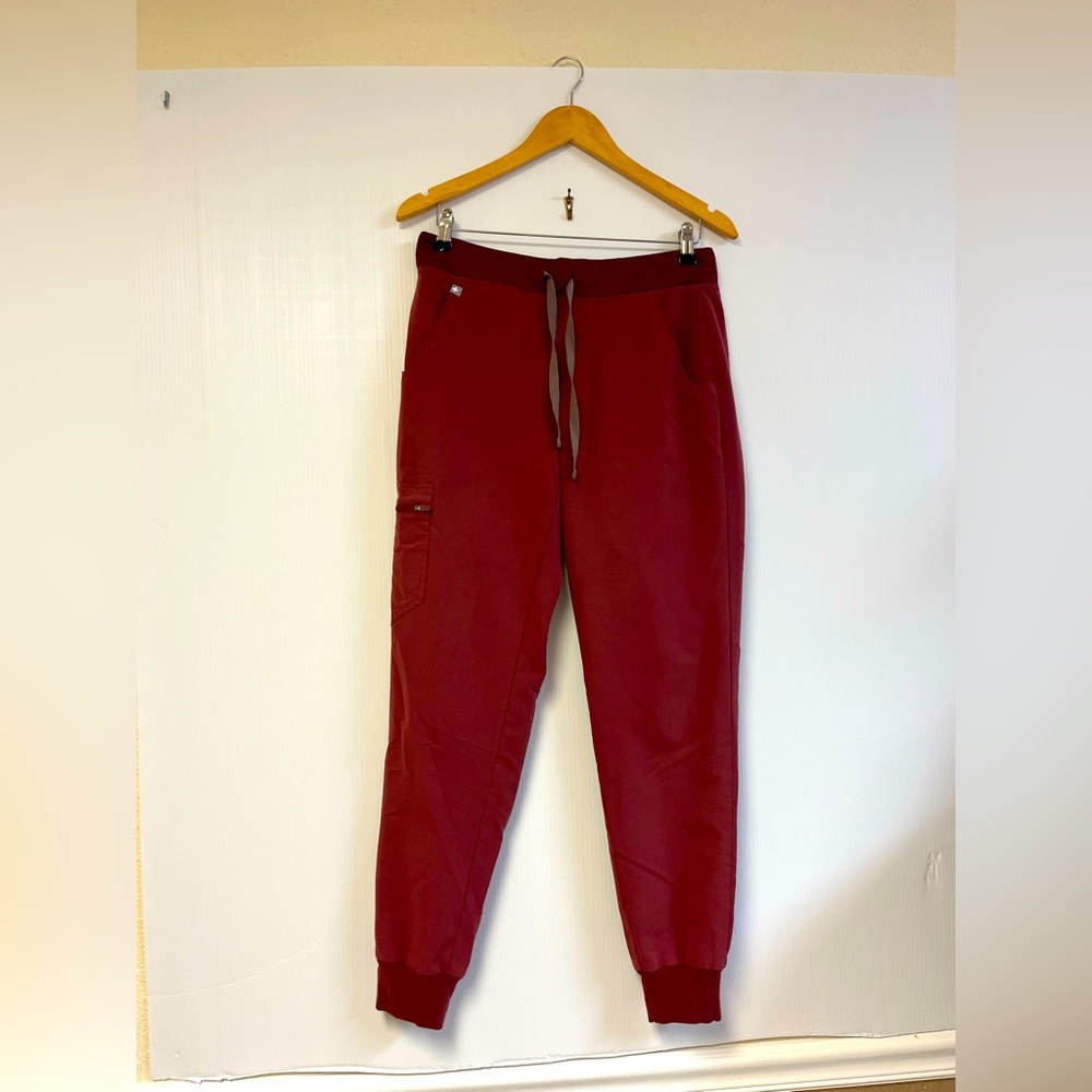 Figs Women’s Zamora Jogger Scrub Pants - Burgundy - Size Small